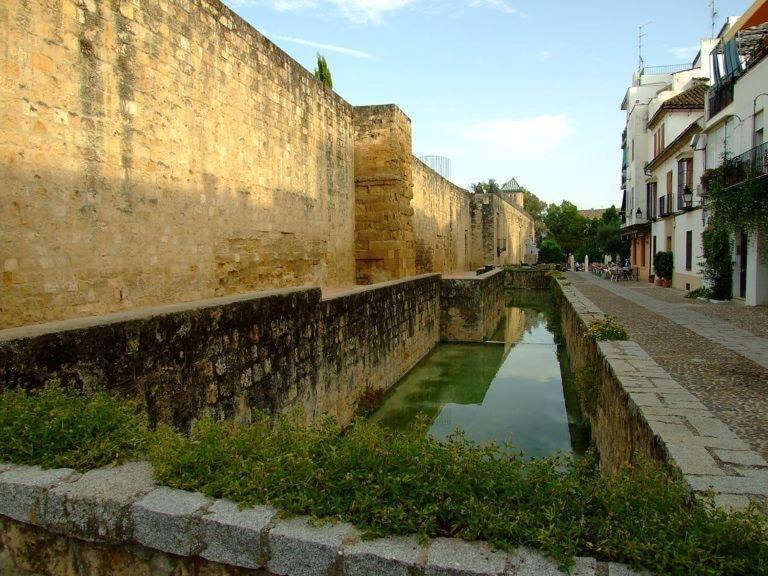 Patio De La Muralla Apartamentos 코르도바 외부 사진